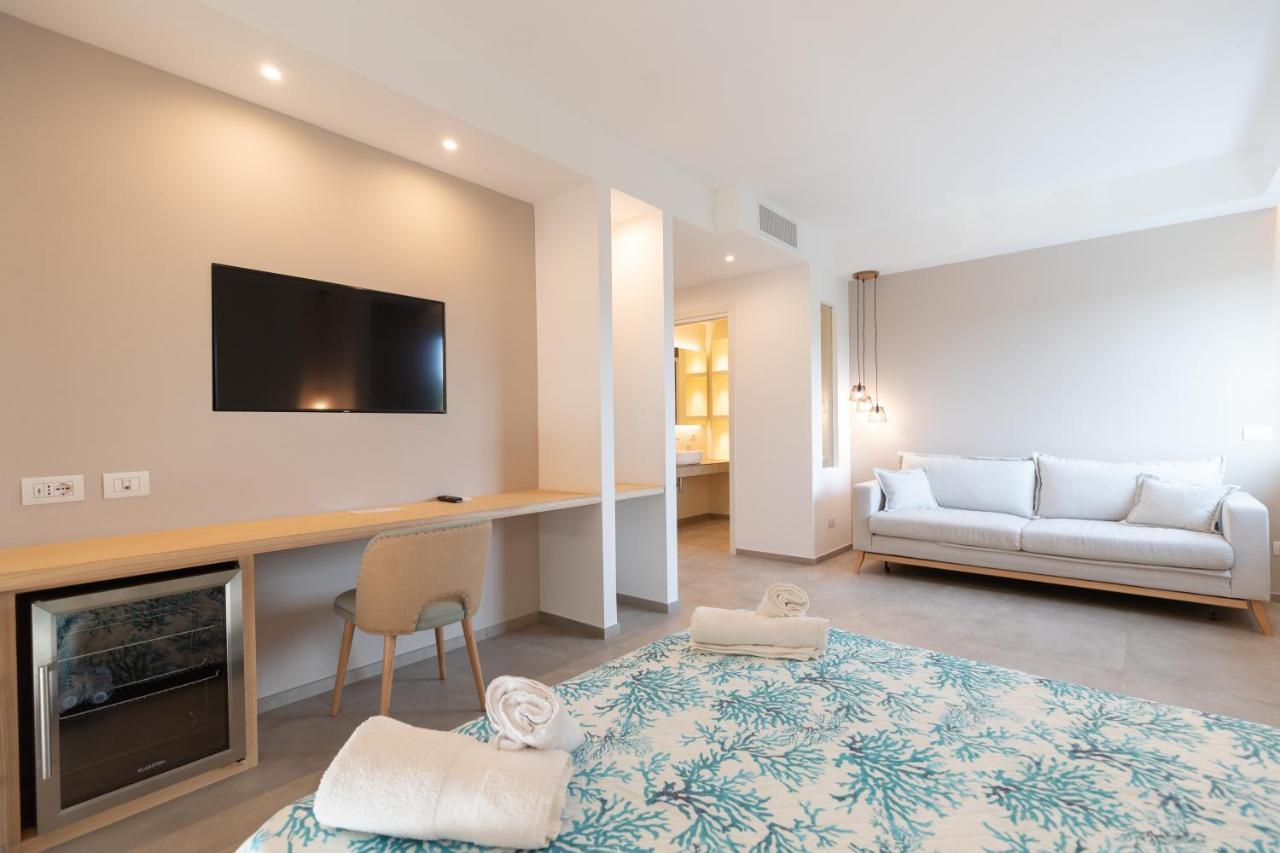 Molo Brin Rooms & Suites Olbia Exterior foto